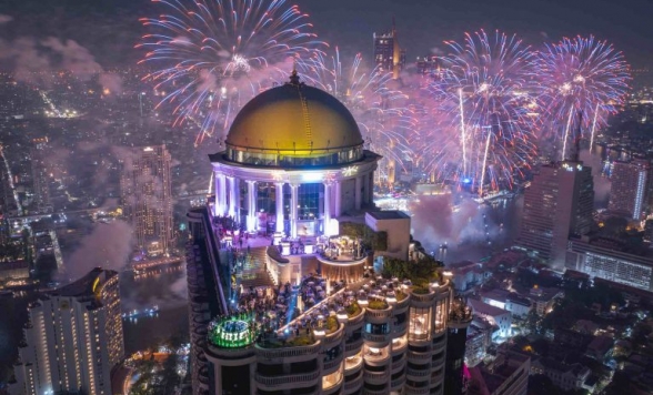 カウントダウン花火をリバービューのお部屋から鑑賞！ルブア・バンコクでスイートに宿泊